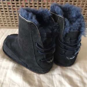 Navy Baby Ugg Boo booties Size M (4-5)